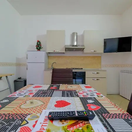 Apartment Iona